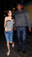 AMY WINEHOUSE LEAVING BALLANS IN SOHO
