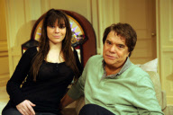Bernard Tapie et sa fille Sophie jouent dans 'Oscar' au Theatre de Paris