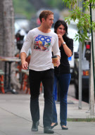 Ryan Gosling and Mystery Girl Get Lunch and Coffee Together
