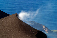 Ausbrechender Vulkan, Stromboli, Italien. / Erupting Volcano, Stromboli, Italy.