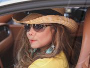 Latoya Jackson goes Beverly Hills Billy