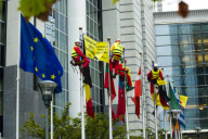 Greenpeace blocks European Parliament with nuclear waste.