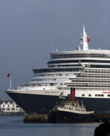 Cunard cruise liner Queen Elizabeth arrives at Southampton, Britain - 08 Oct 2010