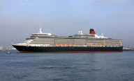 Cunard cruise liner Queen Elizabeth arrives at Southampton, Britain - 08 Oct 2010