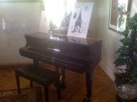 *EXCLUSIVE* <NO BLOG USE> Oprah Winfrey at the Jackson Home