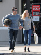 *EXCLUSIVE*  LeAnn Rimes and Eddie Cibrian are a Playful Pair