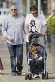 WAYNE BRIDGE OUT WITH SON AT THE PARK
