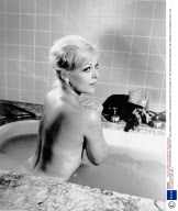 ON THE FILM SET OF 'THE NOTORIOUS LANDLADY', HOLLYWOOD, CALIFORNIA