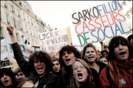 High school students demonstrate against the increasing of the retirement age
