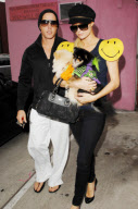Paris Hilton picking up take out food at Lemonade, Los Angeles, America - 21 Oct 2010