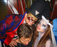 Adriana Lima se viste de Novia Cad?ver para Halloween.