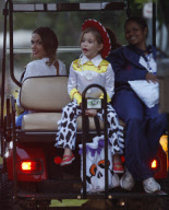 JUANES Y SU FAMILIA DISFRUTAN DE HALLOWENN

