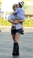 Britney Spears out shopping with Jayden! - Part 3