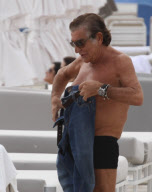 ROBERTO CAVALLI AND GIRLFRIEND IN MIAMI BEACHES
