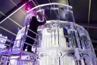 Icesculptors  work at -10 degrees celsius.