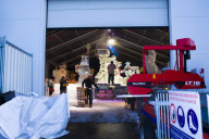Icesculptors  work at -10 degrees celsius.