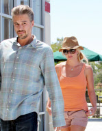 Britney and Jason on their way to romantic weekend! - Part 2