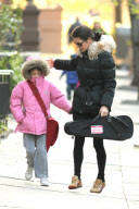 Catherine Zeta-Jones Takes Daughter Carys to a Violin Lesson