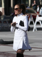 EXCLUSIVE... Glam Jennifer Lopez Arrives for American Idol Hollywood Week