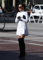 EXCLUSIVE... Glam Jennifer Lopez Arrives for American Idol Hollywood Week