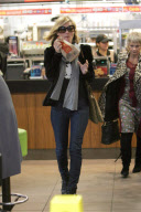 Kate Moss and Jamie Hince in Regent Street, London, Britain - 27 Nov 2008
