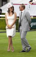 Eilzabeth Hurley Affair Shock