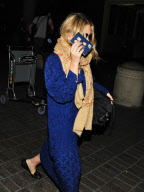 Ashley Olsen Arrives with Justin Bartha and a Piece Art