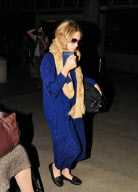 Ashley Olsen Arrives with Justin Bartha and a Piece Art