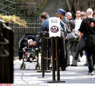 NY : VINCENT PEREZ AND HIS FAMILY VISIT   A CENTRAL PARK'S ZOO.