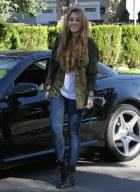 EXCLUSIVE... Miley Cyrus Says Peace 