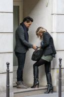 EXCLUSIVE. Kate Moss and Jamie Hince strolling in Paris