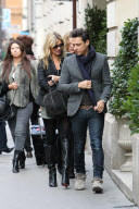 EXCLUSIVE. Kate Moss and Jamie Hince strolling in Paris