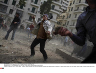 EGYPT: ANTI-MUBARAK PROTESTERS CLASH WITH PRO-MUBARAK SUPPORTERS