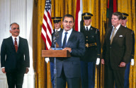 Reagan Welcomes Mubarak of Egypt