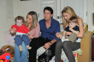 *EXCLUSIVE* Charlie Sheen at home with his boys and girls ( NO TV OR WEB USE PERMITTED )