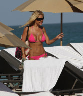 EXCLUSIVE NEW: SHAUNA SANDS ANNOUNCES THE DIVORCE.EXCLUSIVE NEW: SHAUNA SANDS ANNOUNCES THE DIVORCE.