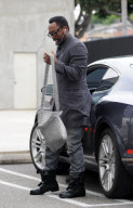 EXC WILL.I.AM XMAS SHOPPING