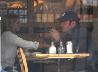 CHRIS O'NEIL, PRINCESS MADELEINE BOYFRIEND TOUCHING HER LEG AS THEY HAVE BREAKFAST IN A CAFE IN SOHO.