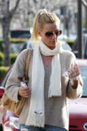 *EXCLUSIVE*  Nicollette Sheridan has a Handy Device