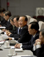 (TWO SESSIONS)CHINA-BEIJING-NPC-DISCUSSION-WEN JIABAO(CN)