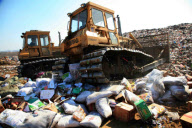 #CHINA-LIAONING-SHENYANG-COUNTERFEIT-POOR QUALITY-COMMODITY-DESTROY (CN)