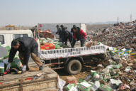 #CHINA-LIAONING-SHENYANG-COUNTERFEIT-POOR QUALITY-COMMODITY-DESTROY (CN)