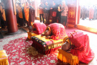 CHINA-BEIJING-JAPAN-QUAKE-BUDDISTS-PRAY (CN)