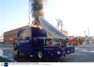 EARTHQUAKE STRIKES LOS ANGELES, AMERICA - 1994