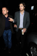 ASHTON KUTCHER LEAVING RADIO 1