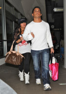 Snooki And Her Boyfriend Land Holding Hands