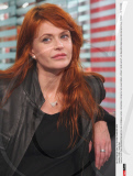 PARIS : Axelle Red