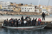 Around thousand immigrants arriving by boat in Lampedusa every day