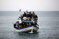 Around thousand immigrants arriving by boat in Lampedusa every day