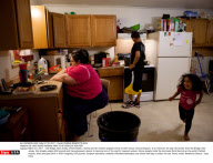 NJ: 600 POUND WOMAN AIMS TO BE WORLD'S HEAVIEST
